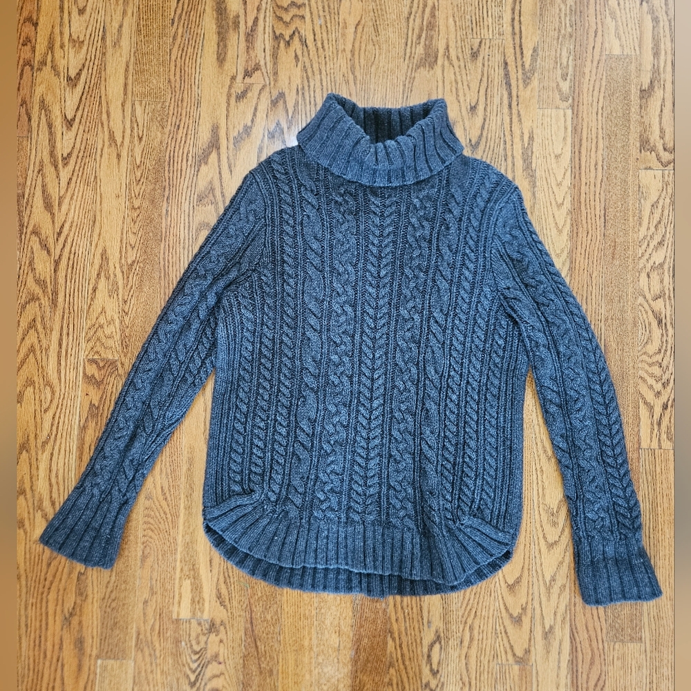 Duluth Trading Co Women's Gray Wool And Cashmere Cable Knit Turtleneck Sweater